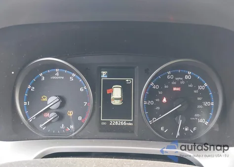 2018 Toyota Rav4 Xle from USA, damaged, VIN JTMRFREV0JJ737855